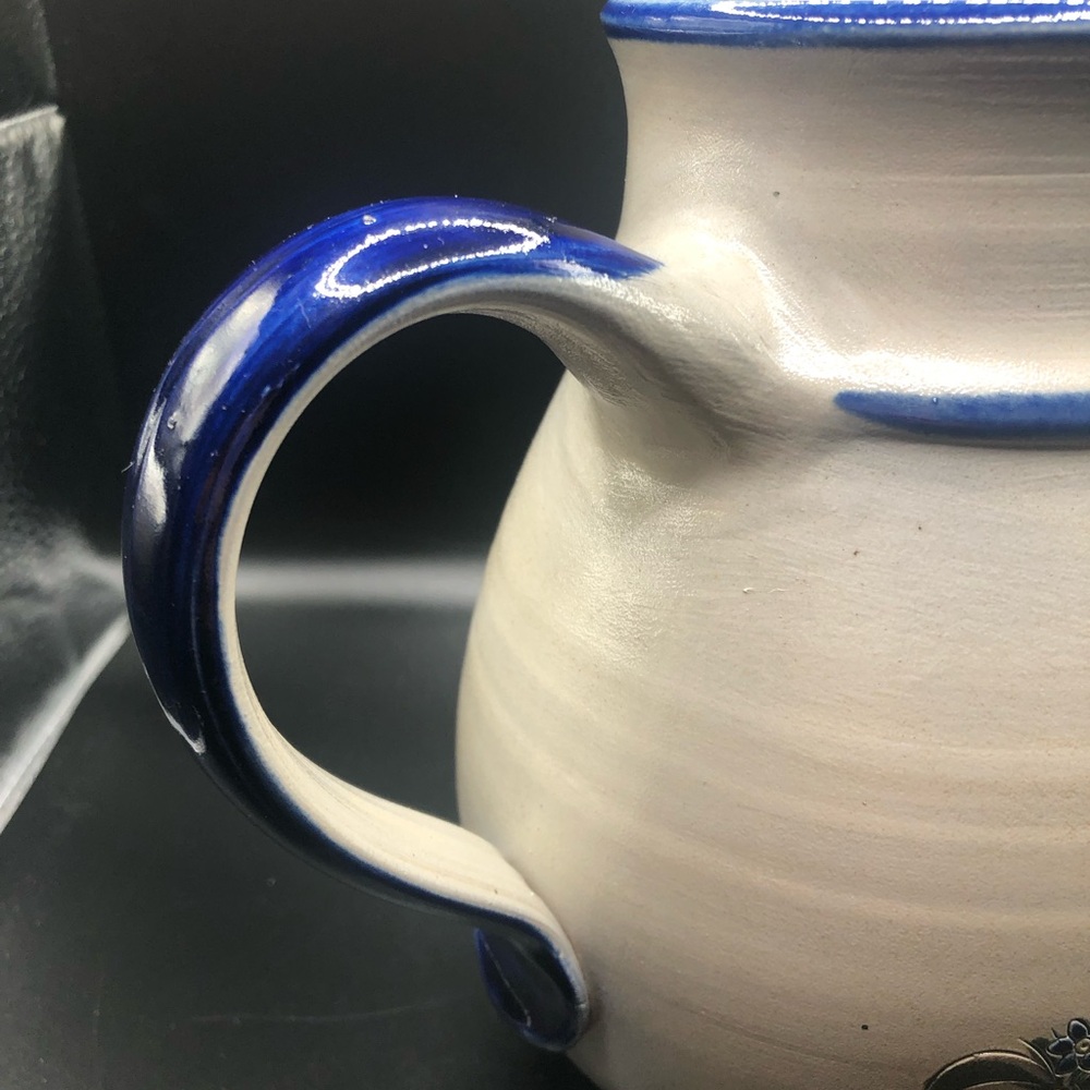 Henrichs Klauer Signed Salt Glazed Pottery Colbalt Blue Rooster Hen Pitcher - Picture 15 of 15